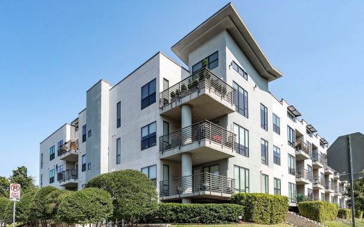 Condo for Sale in Dallas, TX 75219 – 2 Bedrooms, 2 Baths – $399000