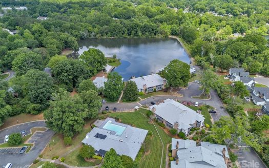 Condo for Sale in Charlotte, NC 28212 – 2 Bedrooms, 2 Baths – $205000