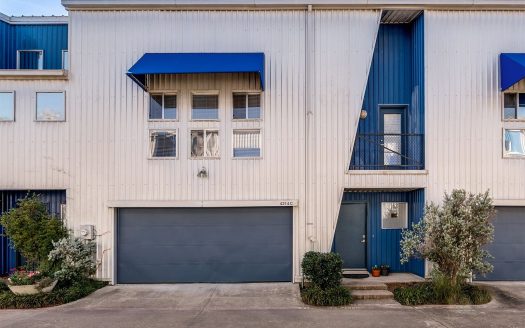 Townhouse for Sale in Dallas, TX 75204 – 2 Bedrooms, 2 Baths – $519000