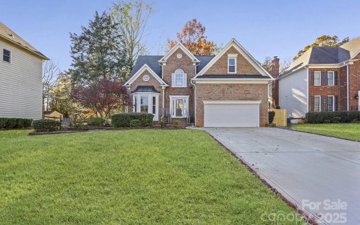 Single Family Home for Sale in Charlotte, NC 28273 – 4 Bedrooms, 3 Baths – $435000