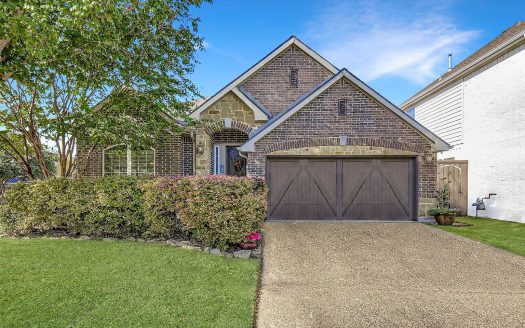 Single Family Home for Sale in Dallas, TX 75218 – 3 Bedrooms, 2 Baths – $600000