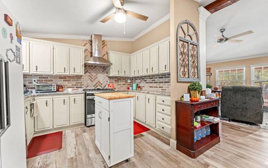 Manufactured for Sale in Fort Worth, TX 76119 – 3 Bedrooms, 2 Baths – $128000