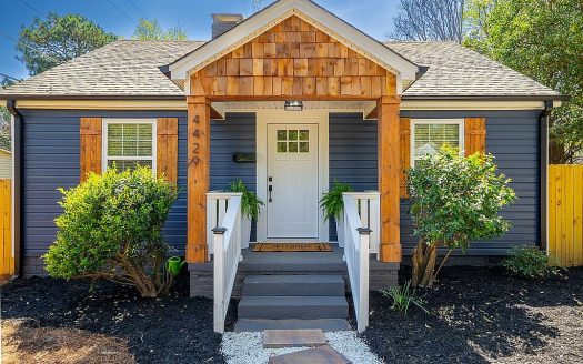 Single Family Home for Sale in Charlotte, NC 28208 – 2 Bedrooms, 1 Baths – $314000