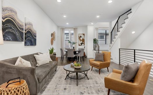 Townhouse for Sale in Dallas, TX 75204 – 3 Bedrooms, 4 Baths – $625000