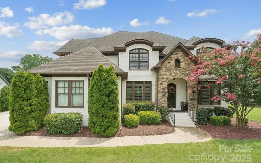 Single Family Home for Sale in Charlotte, NC 28211 – 5 Bedrooms, 5 Baths – $1995000