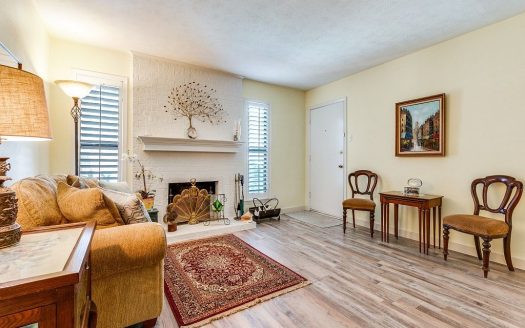 Condo for Sale in Dallas, TX 75230 – 3 Bedrooms, 2 Baths – $352000