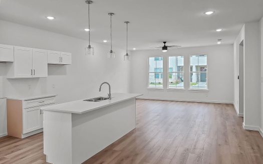 Townhouse for Sale in Fort Worth, TX 76179 – 3 Bedrooms, 3 Baths – $339000