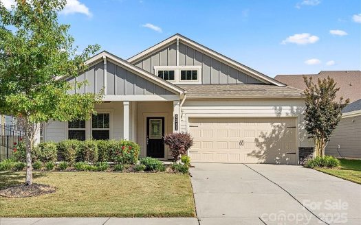 Single Family Home for Sale in Charlotte, NC 28278 – 3 Bedrooms, 2 Baths – $423500