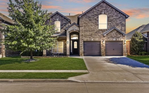 Single Family Home for Sale in Fort Worth, TX 76177 – 5 Bedrooms, 4 Baths – $615000