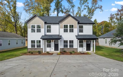 Multi Family Home for Sale in Charlotte, NC 28208 – 6 Bedrooms, 3 Baths – $609900