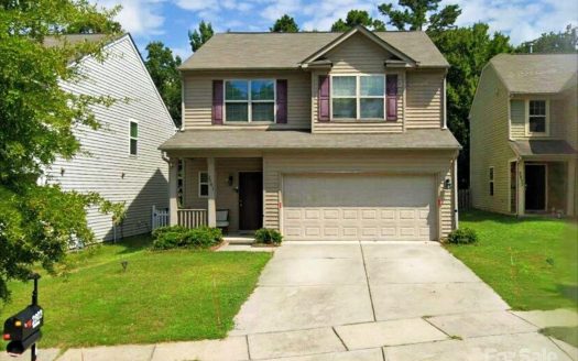Single Family Home for Sale in Matthews, NC 28105 – 3 Bedrooms, 3 Baths – $404000