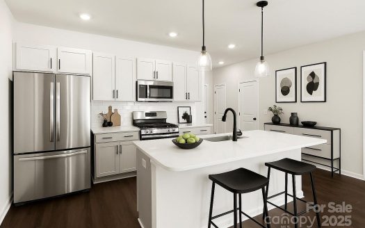 Townhouse for Sale in Charlotte, NC 28208 – 3 Bedrooms, 3 Baths – $359990