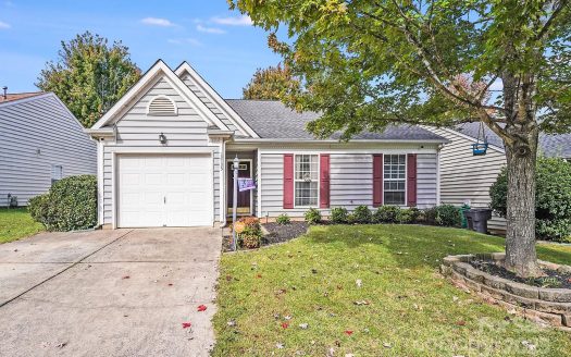Single Family Home for Sale in Charlotte, NC 28269 – 3 Bedrooms, 2 Baths – $325000