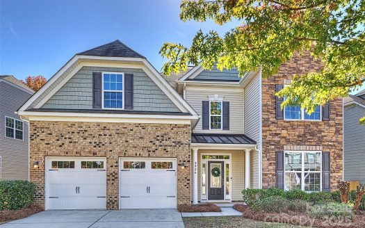 Single Family Home for Sale in Charlotte, NC 28273 – 6 Bedrooms, 6 Baths – $575000