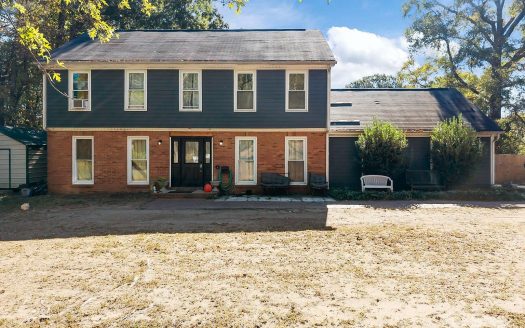 Single Family Home for Sale in Charlotte, NC 28226 – 4 Bedrooms, 3 Baths – $437000