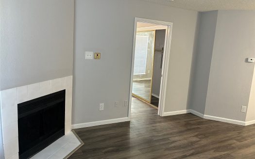 Condo for Sale in Dallas, TX 75231 – 2 Bedrooms, 2 Baths – $110000