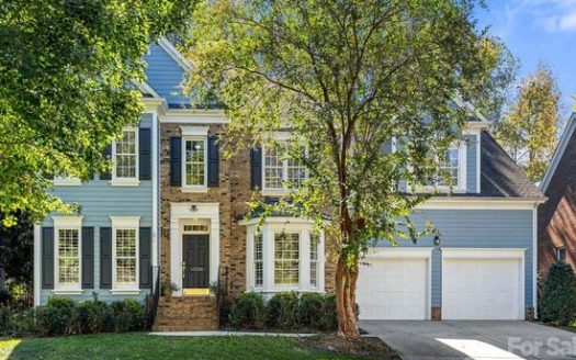 Single Family Home for Sale in Charlotte, NC 28269 – 4 Bedrooms, 3 Baths – $538000