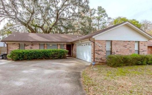 3-Bedroom Single Family Home for Rent in Jacksonville, FL 32207 – $2010/mo | 2 Baths | Updated 2025
