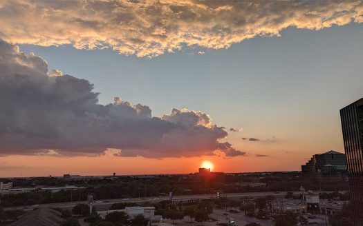 Condo for Sale in Dallas, TX 75248 – 2 Bedrooms, 2 Baths – $349900