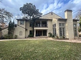 Townhouse for Sale in Dallas, TX 75209 – 3 Bedrooms, 4 Baths – $995000