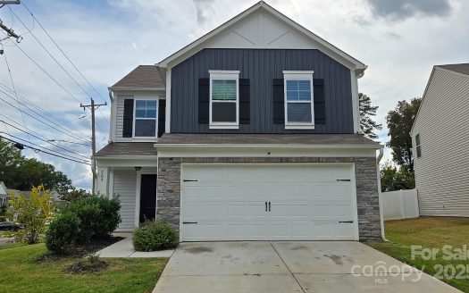 Single Family Home for Sale in Charlotte, NC 28214 – 4 Bedrooms, 3 Baths – $400000
