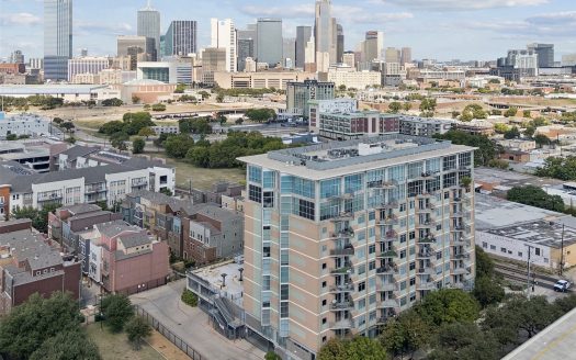 Condo for Sale in Dallas, TX 75215 – 2 Bedrooms, 2 Baths – $350000
