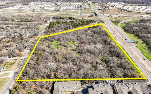 Lot for Sale in Dallas, TX 75236 – 1 Bedroom, 1 Bath – $700000