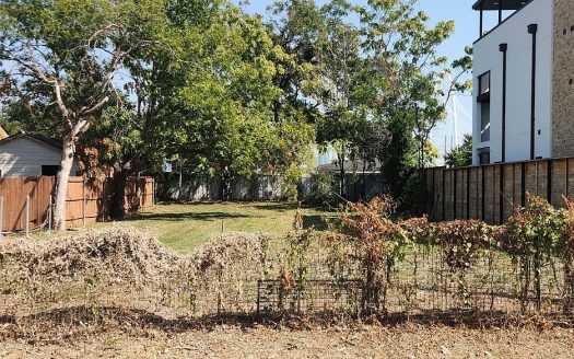 Lot for Sale in Dallas, TX 75212 – 1 Bedroom, 1 Bath – $300000