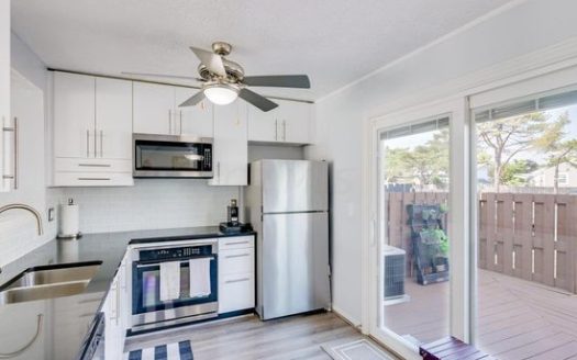 2-Bedroom Townhouse for Rent in Columbus, OH 43085 – $1695/mo | 2 Baths | Updated 2025