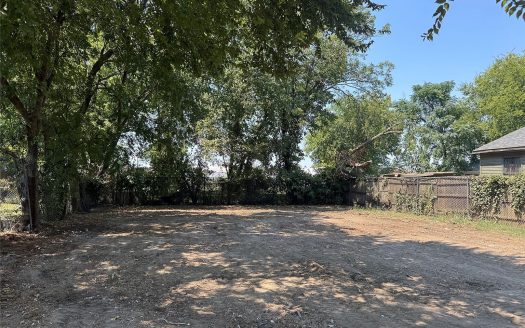 Lot for Sale in Dallas, TX 75210 – 1 Bedroom, 1 Bath – $99000