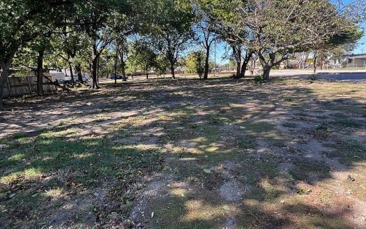 Lot for Sale in Dallas, TX 75228 – 1 Bedroom, 1 Bath – $149900