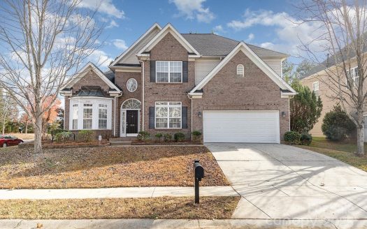 Single Family Home for Sale in Charlotte, NC 28269 – 4 Bedrooms, 3 Baths – $574900