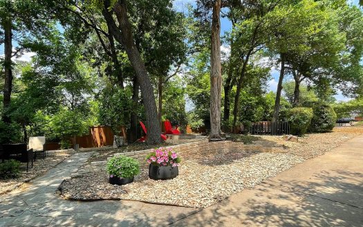 Single Family Home for Sale in Dallas, TX 75208 – 3 Bedrooms, 4 Baths – $1195000