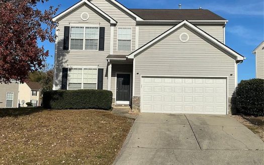 Single Family Home for Sale in Charlotte, NC 28214 – 4 Bedrooms, 3 Baths – $380000