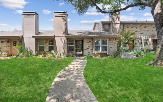 Townhouse for Sale in Dallas, TX 75230 – 2 Bedrooms, 2 Baths – $320000