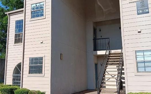 Townhouse for Sale in Dallas, TX 75243 – 1 Bedroom, 1 Bath – $87149