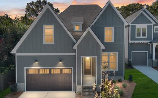 Single Family Home for Sale in Charlotte, NC 28205 – 5 Bedrooms, 3 Baths – $581738