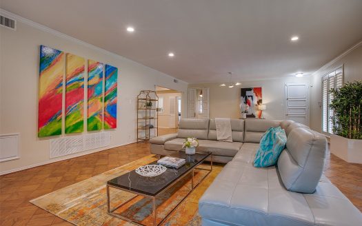 Condo for Sale in Dallas, TX 75225 – 2 Bedrooms, 2 Baths – $329000