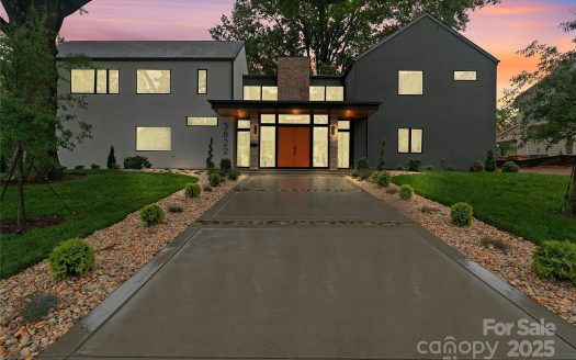Single Family Home for Sale in Charlotte, NC 28211 – 6 Bedrooms, 5 Baths – $1890000