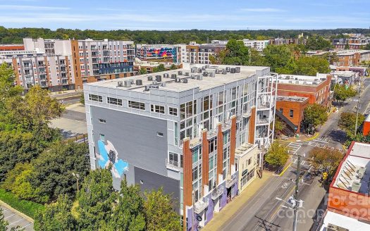 Condo for Sale in Charlotte, NC 28205 – 2 Bedrooms, 2 Baths – $440000