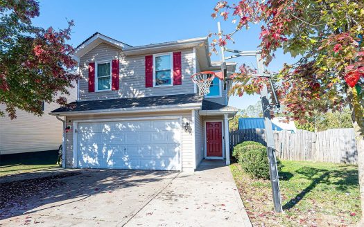 Single Family Home for Sale in Charlotte, NC 28214 – 5 Bedrooms, 3 Baths – $348900