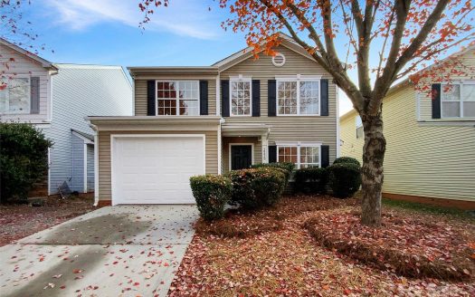 Single Family Home for Sale in Charlotte, NC 28269 – 3 Bedrooms, 3 Baths – $312000