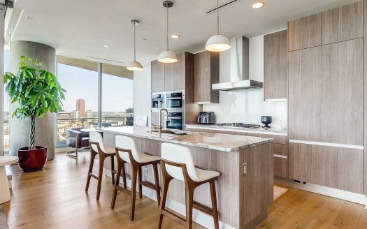 Condo for Sale in Dallas, TX 75201 – 3 Bedrooms, 3 Baths – $1600000