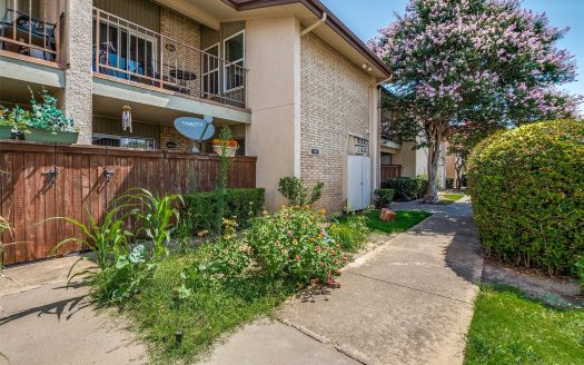 Condo for Sale in Dallas, TX 75244 – 2 Bedrooms, 2 Baths – $148000