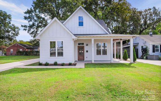 Single Family Home for Sale in Charlotte, NC 28206 – 4 Bedrooms, 4 Baths – $604700