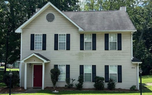 Multi Family Home for Sale in Charlotte, NC 28209 – 4 Bedrooms, 6 Baths – $750000