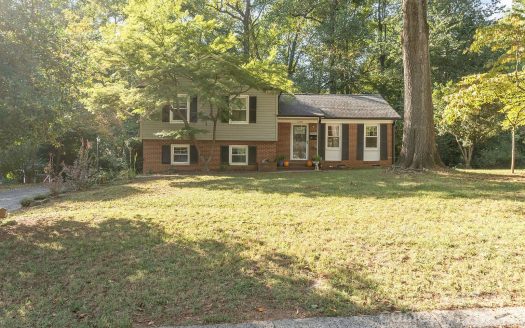 Single Family Home for Sale in Charlotte, NC 28210 – 4 Bedrooms, 2 Baths – $575000