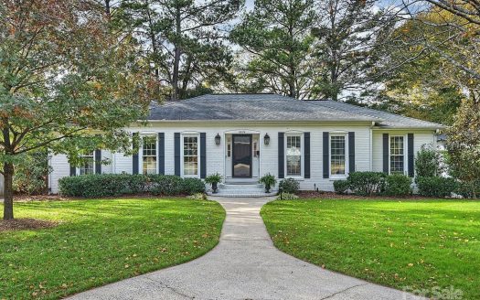 Single Family Home for Sale in Charlotte, NC 28210 – 4 Bedrooms, 3 Baths – $925000