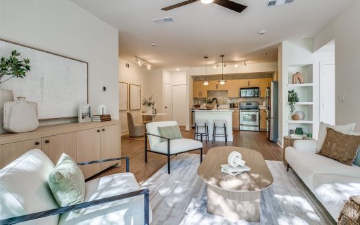 Condo for Sale in Dallas, TX 75219 – 2 Bedrooms, 2 Baths – $340000