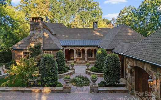 Single Family Home for Sale in Charlotte, NC 28226 – 5 Bedrooms, 7 Baths – $5500000